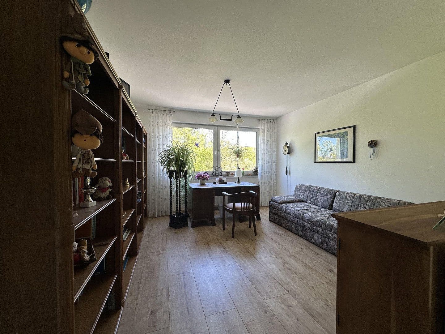 Prodej bytu 3+1 88 m², Laupendahler Landstraße 49, Essen, Severní Porýní-Vestfálsko Prodej bytu 3+1 88 m², Laupendahler Landstraße 49, Essen, Severní Porýní-Vestfálsko