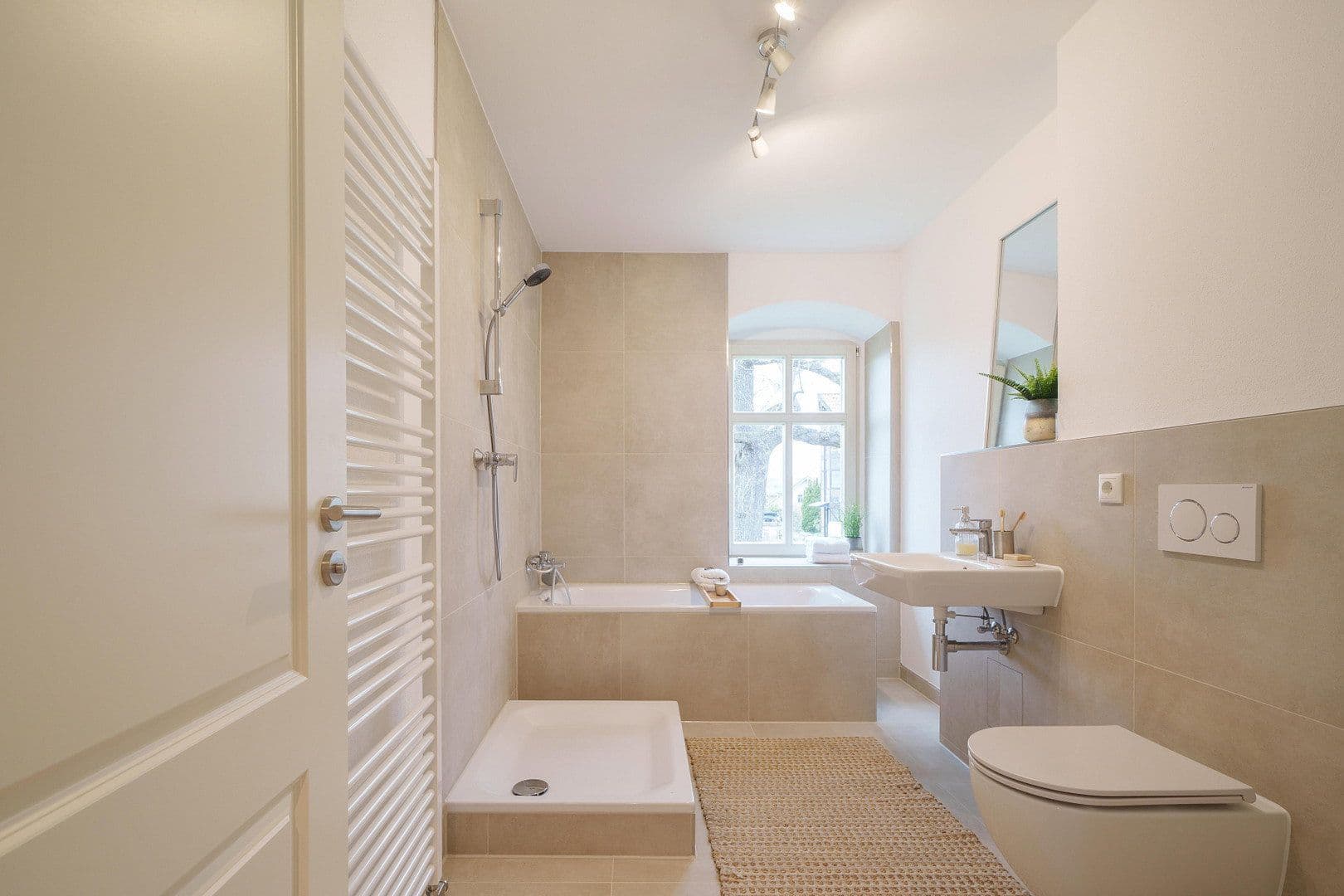 Prodej bytu 4+1 92 m², Bannewitz, Sasko Prodej bytu 4+1 92 m², Bannewitz, Sasko