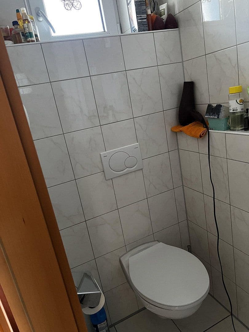 Prodej domu 127 m², pozemek 195 m², Stuttgart, Bádensko-Württembersko Prodej domu 127 m², pozemek 195 m², Stuttgart, Bádensko-Württembersko