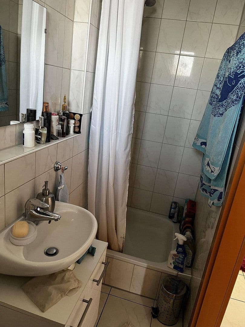 Prodej domu 127 m², pozemek 195 m², Stuttgart, Bádensko-Württembersko Prodej domu 127 m², pozemek 195 m², Stuttgart, Bádensko-Württembersko