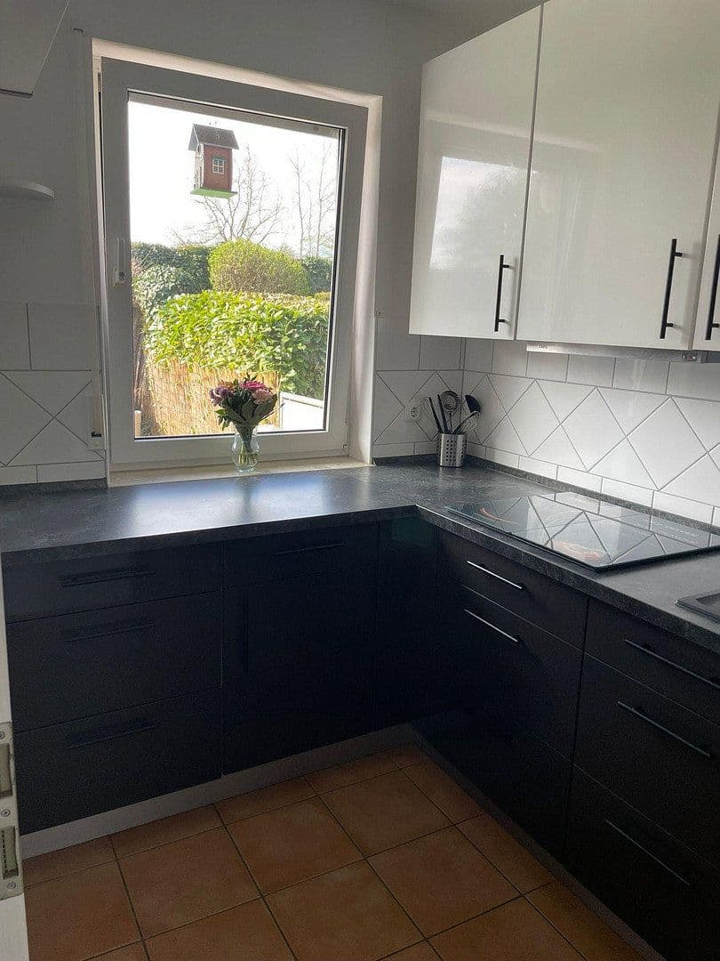 Pronájem bytu 3+1 77 m², Obertshausen, Hessen Pronájem bytu 3+1 77 m², Obertshausen, Hessen