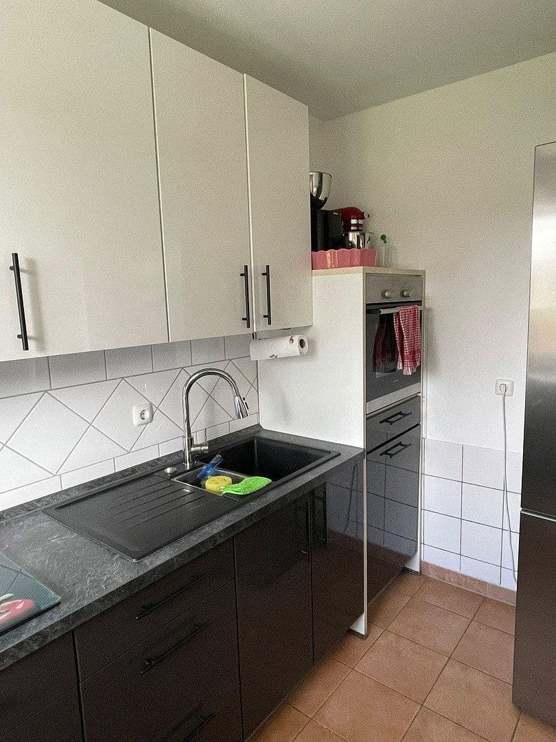 Pronájem bytu 3+1 77 m², Obertshausen, Hessen Pronájem bytu 3+1 77 m², Obertshausen, Hessen