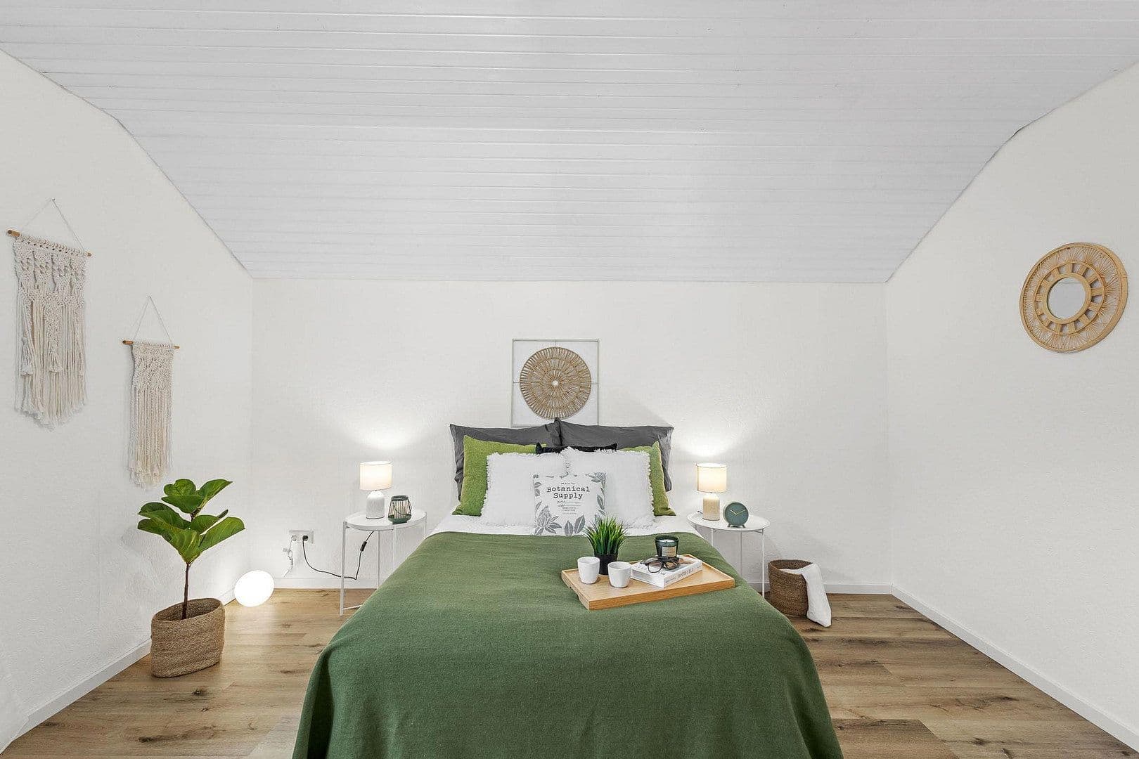 Prodej bytu 3+1 89 m², Neutraubling, Bavorsko Prodej bytu 3+1 89 m², Neutraubling, Bavorsko