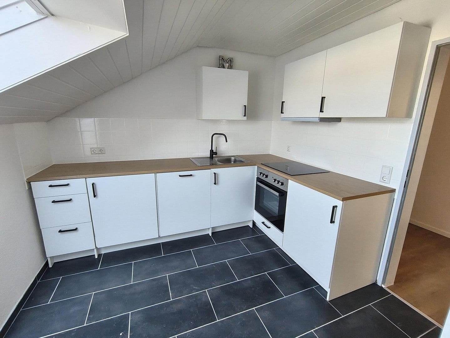 Prodej bytu 3+1 71 m², Grenzstr. 27, Weil am Rhein, Bádensko-Württembersko Prodej bytu 3+1 71 m², Grenzstr. 27, Weil am Rhein, Bádensko-Württembersko