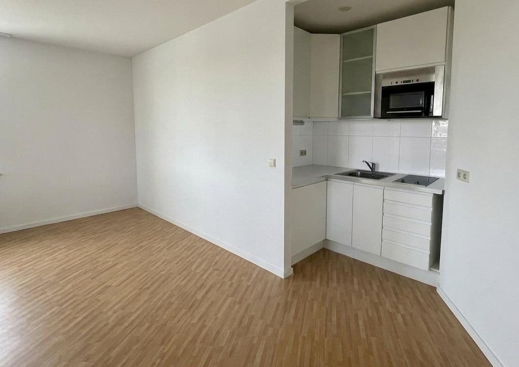 Prodej bytu 2+1 50 m², Eduard-Schloemann-Str. 35, Düsseldorf, Severní Porýní-Vestfálsko Prodej bytu 2+1 50 m², Eduard-Schloemann-Str. 35, Düsseldorf, Severní Porýní-Vestfálsko