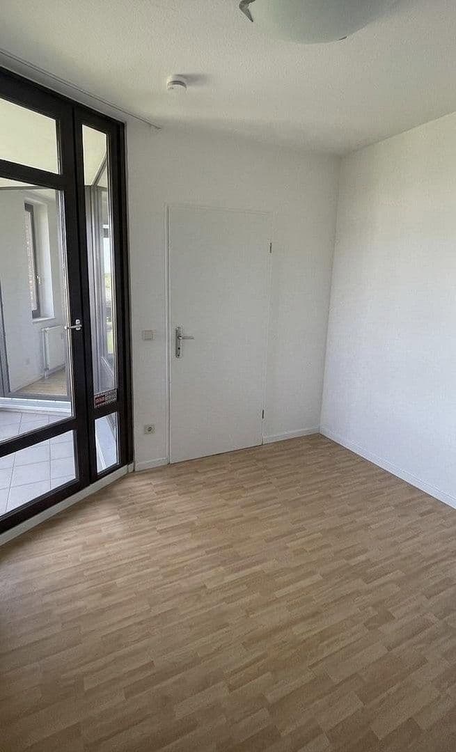 Prodej bytu 2+1 50 m², Eduard-Schloemann-Str. 35, Düsseldorf, Severní Porýní-Vestfálsko Prodej bytu 2+1 50 m², Eduard-Schloemann-Str. 35, Düsseldorf, Severní Porýní-Vestfálsko