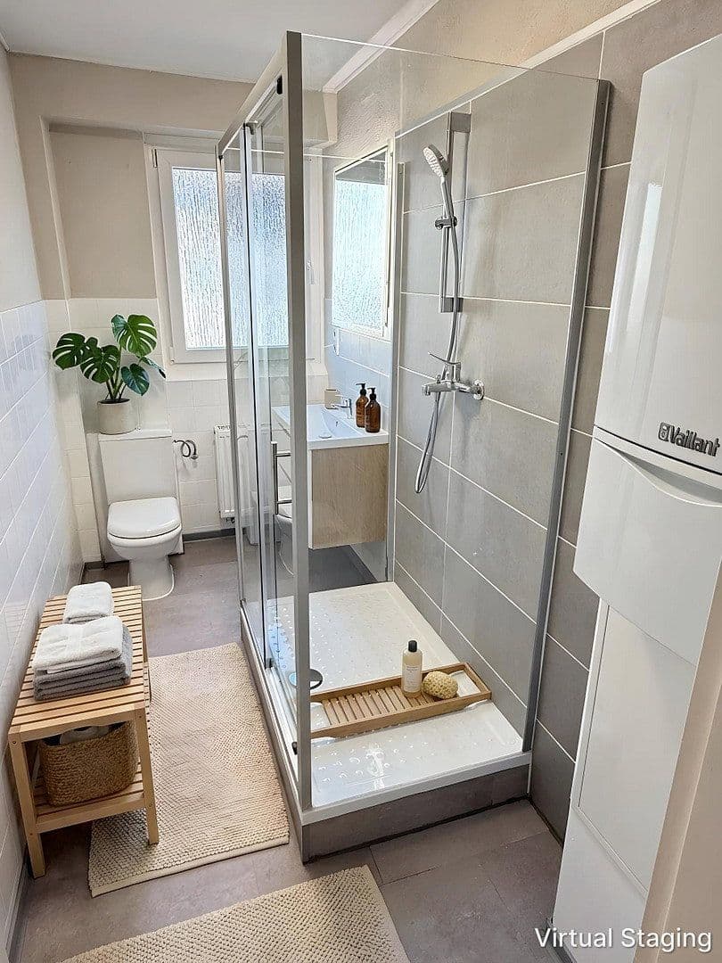 Pronájem bytu 3+1 77 m², Steinenfeld 39, Wuppertal, Severní Porýní-Vestfálsko Pronájem bytu 3+1 77 m², Steinenfeld 39, Wuppertal, Severní Porýní-Vestfálsko