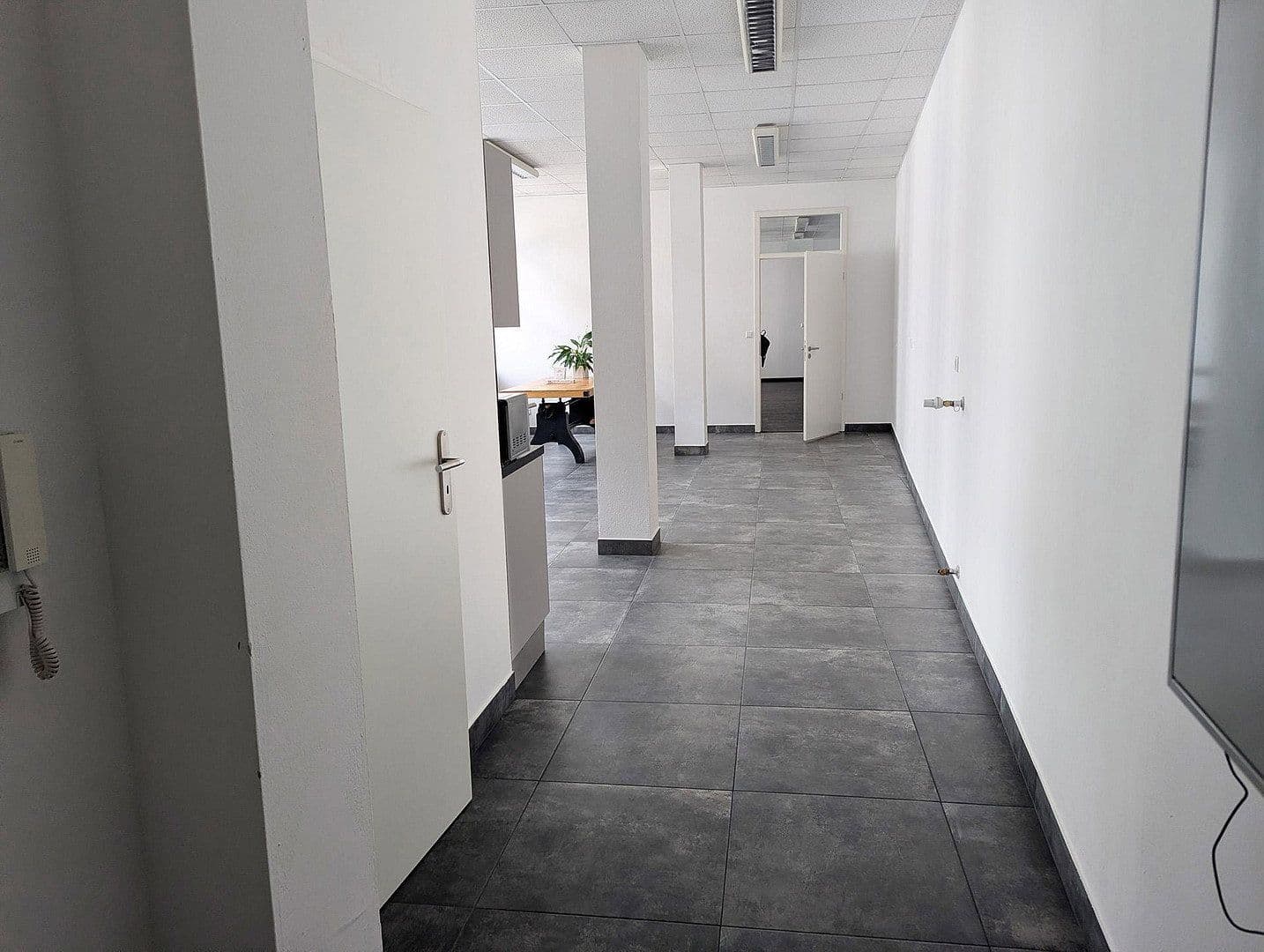 Pronájem kanceláře 148 m², Schwarzwaldstr. 7a, Pforzheim, Bádensko-Württembersko Pronájem kanceláře 148 m², Schwarzwaldstr. 7a, Pforzheim, Bádensko-Württembersko