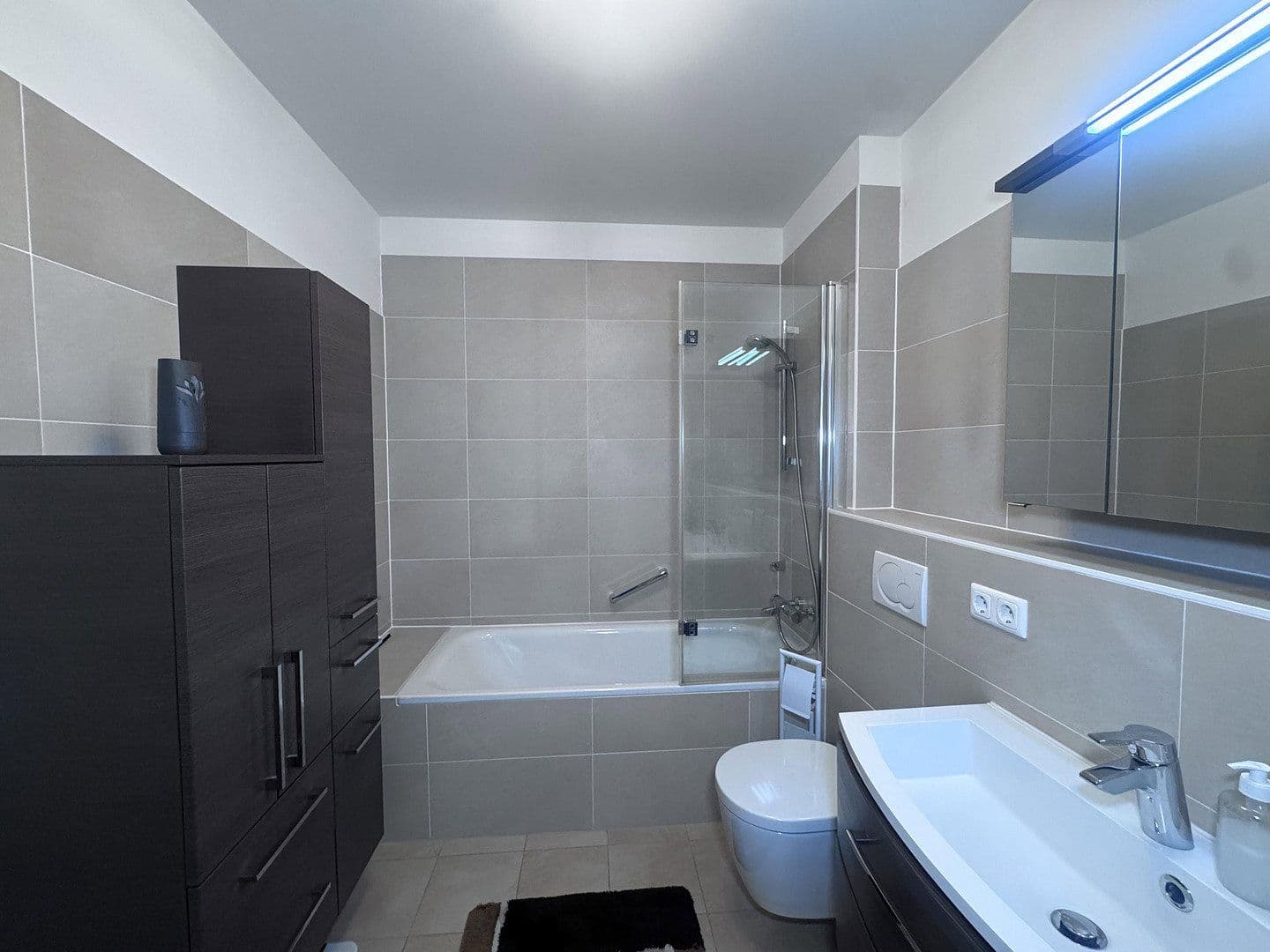 Prodej bytu 2+1 53 m², Hans-Döllgast-Straße 4, München, Bavorsko Prodej bytu 2+1 53 m², Hans-Döllgast-Straße 4, München, Bavorsko