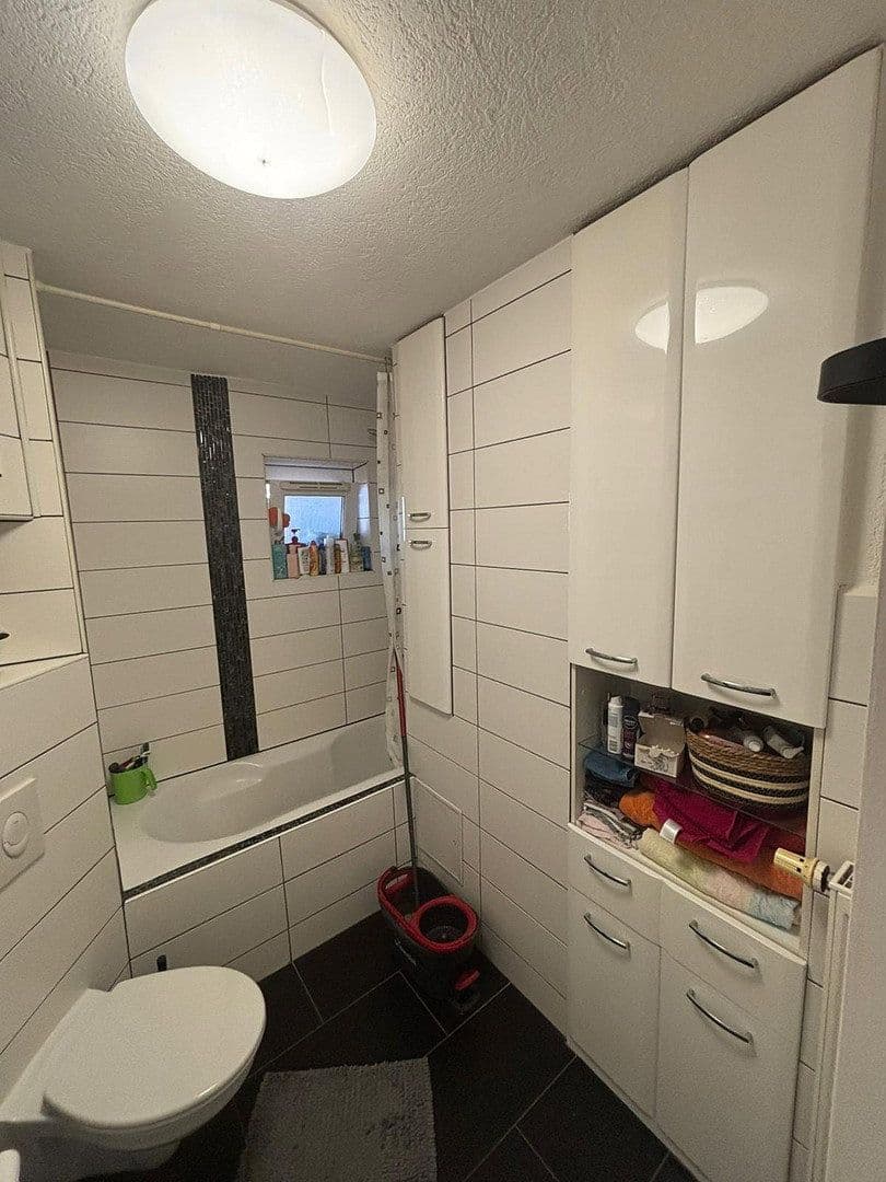 Pronájem bytu 3+1 81 m², Ringstr. 11, Walldürn, Bádensko-Württembersko Pronájem bytu 3+1 81 m², Ringstr. 11, Walldürn, Bádensko-Württembersko