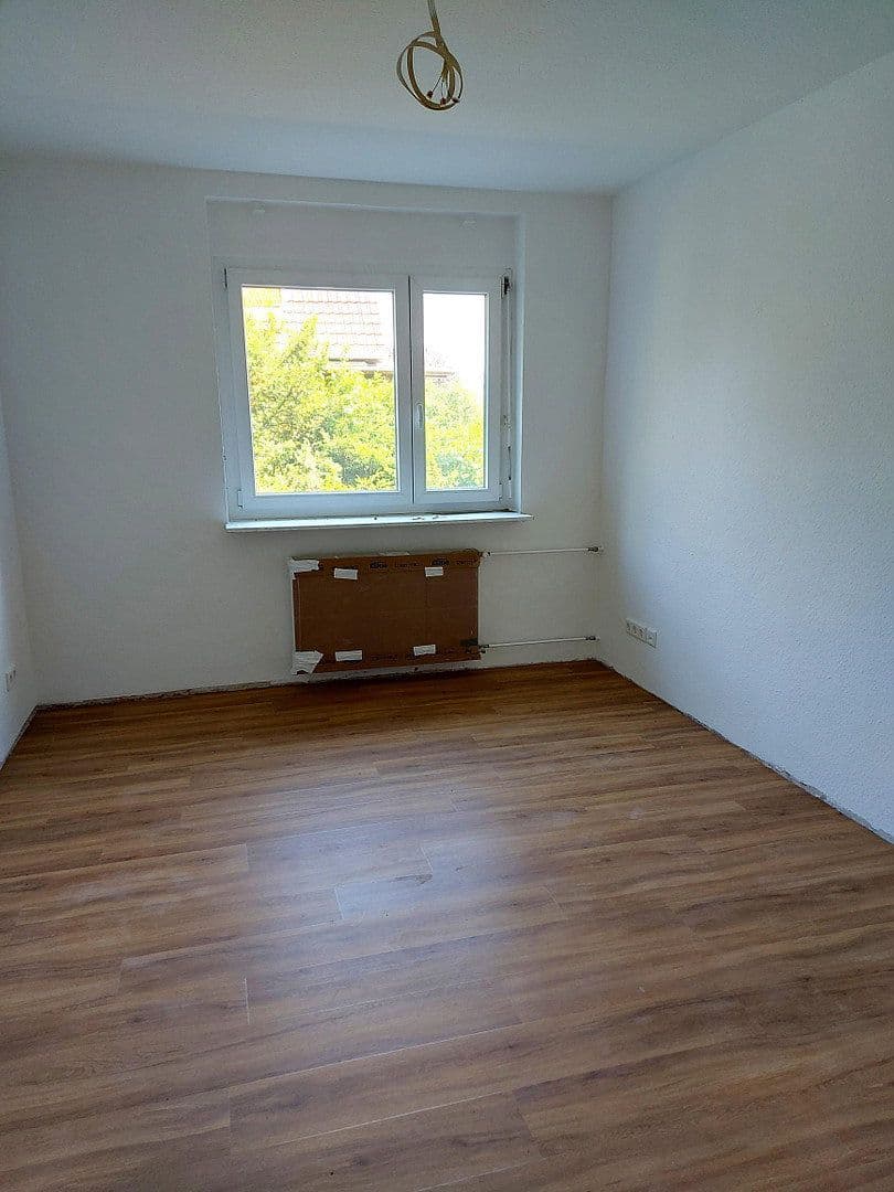 Pronájem bytu 3+1 95 m², Lorsch, Hessen Pronájem bytu 3+1 95 m², Lorsch, Hessen