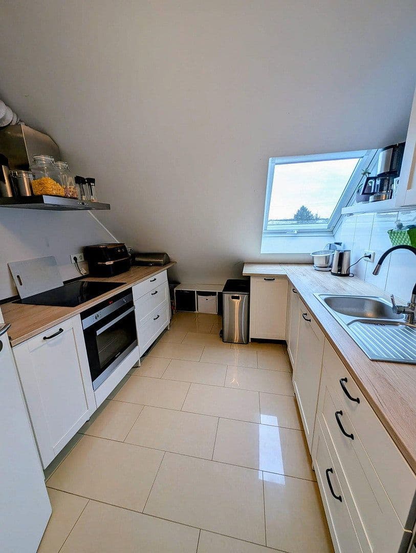 Pronájem bytu 2+1 67 m², Boseweg 24, Frankfurt am Main, Hessen Pronájem bytu 2+1 67 m², Boseweg 24, Frankfurt am Main, Hessen