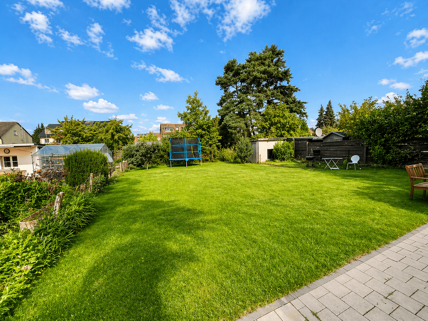 Pronájem bytu 2+1 67 m², Boseweg 24, Frankfurt am Main, Hessen Pronájem bytu 2+1 67 m², Boseweg 24, Frankfurt am Main, Hessen