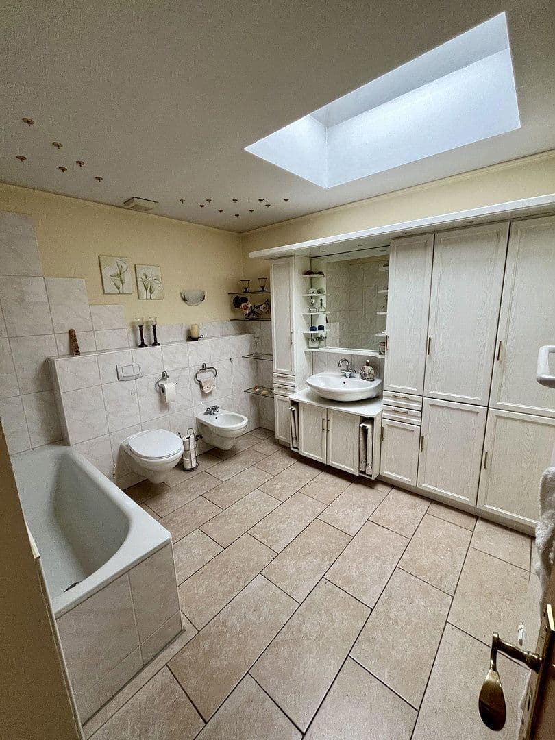 Prodej domu 150 m², pozemek 250 m², Mittlere Bergerheide 15, Wuppertal, Severní Porýní-Vestfálsko Prodej domu 150 m², pozemek 250 m², Mittlere Bergerheide 15, Wuppertal, Severní Porýní-Vestfálsko