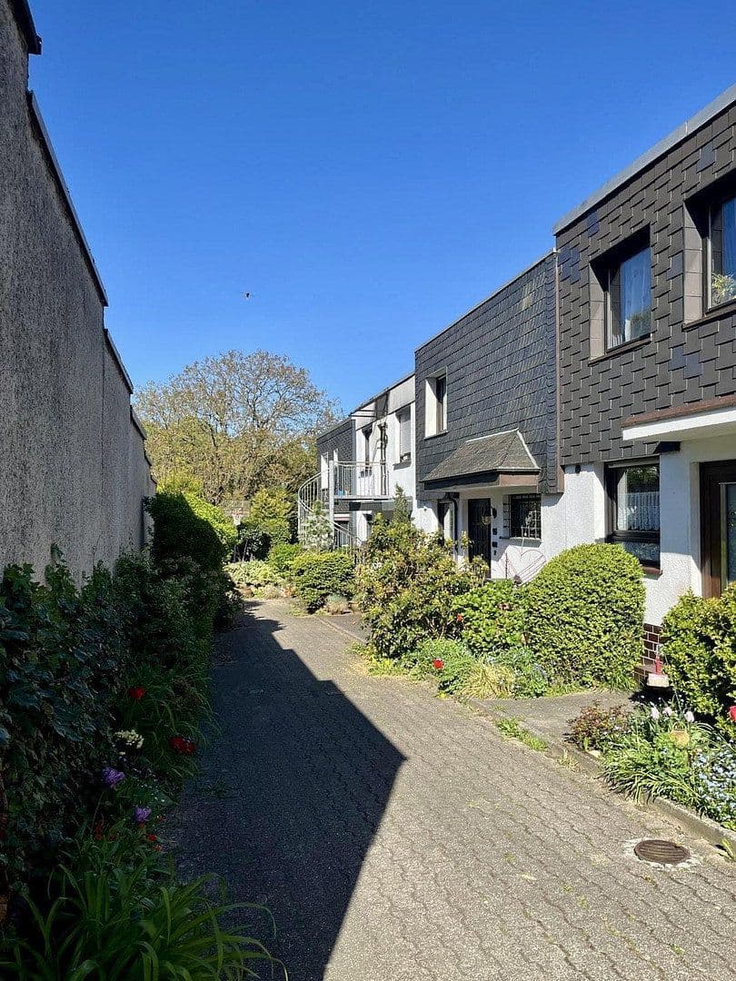 Prodej domu 150 m², pozemek 250 m², Mittlere Bergerheide 15, Wuppertal, Severní Porýní-Vestfálsko Prodej domu 150 m², pozemek 250 m², Mittlere Bergerheide 15, Wuppertal, Severní Porýní-Vestfálsko