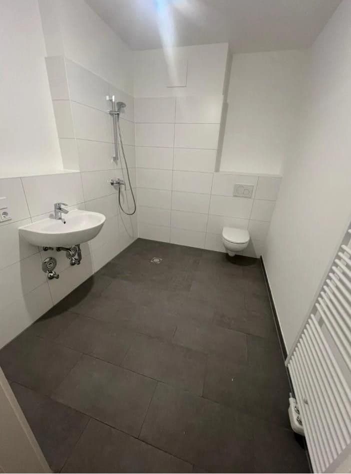 Pronájem bytu 2+1 51 m², Sewanstraße 259, Berlin, Berlín Pronájem bytu 2+1 51 m², Sewanstraße 259, Berlin, Berlín