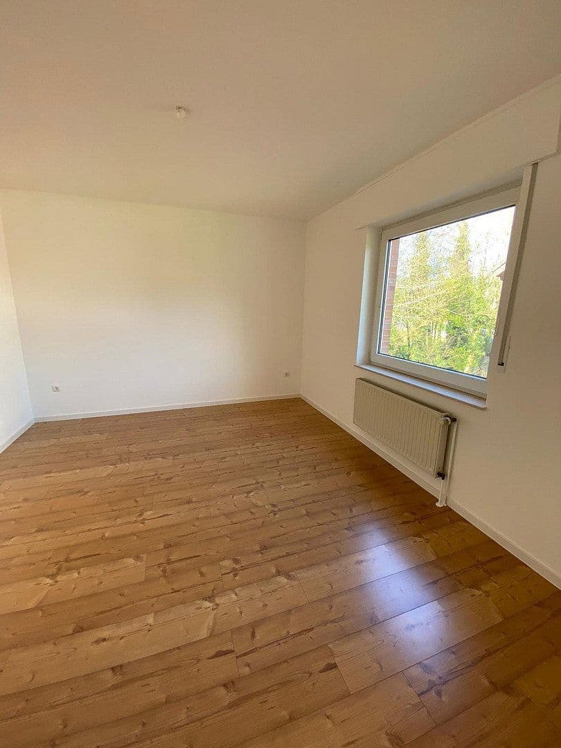 Pronájem bytu 4+1 96 m², Breslauer Straße 45, Fürstenau, Dolní Sasko Pronájem bytu 4+1 96 m², Breslauer Straße 45, Fürstenau, Dolní Sasko
