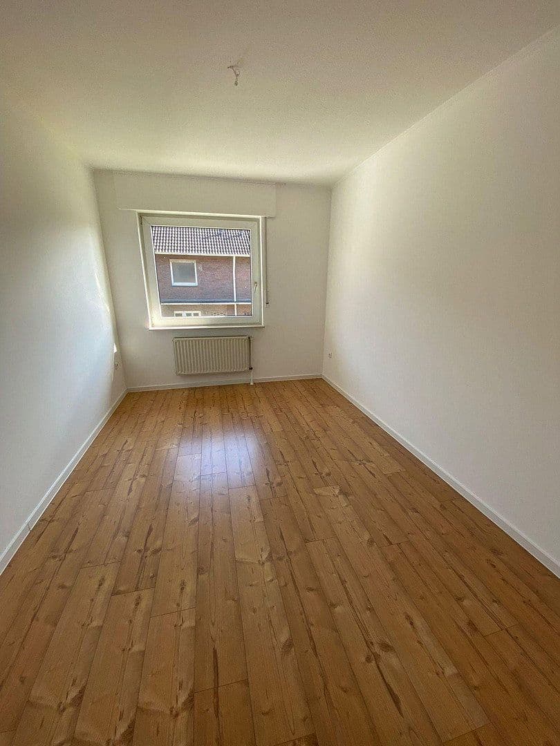 Pronájem bytu 4+1 96 m², Breslauer Straße 45, Fürstenau, Dolní Sasko Pronájem bytu 4+1 96 m², Breslauer Straße 45, Fürstenau, Dolní Sasko