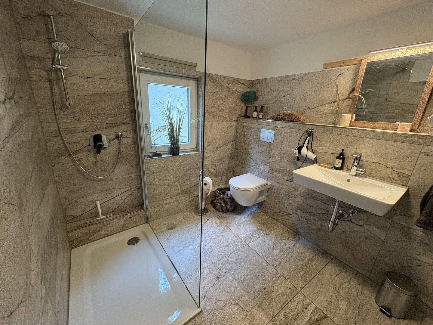 Prodej domu 114 m², pozemek 325 m², Wurster Nordseeküste, Dolní Sasko Prodej domu 114 m², pozemek 325 m², Wurster Nordseeküste, Dolní Sasko