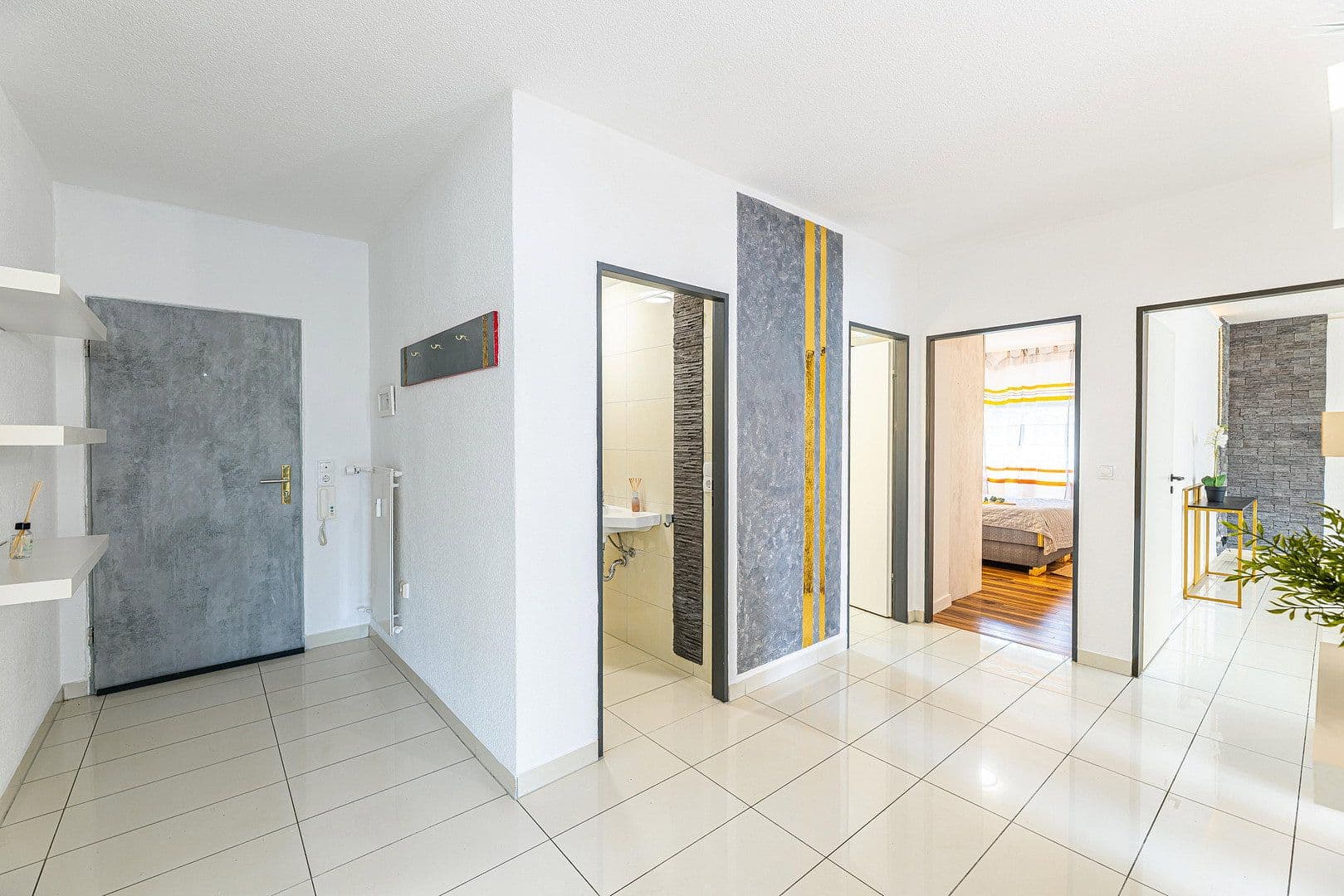 Prodej bytu 4+1 98 m², Allerseeweg 14, Höchberg, Bavorsko Prodej bytu 4+1 98 m², Allerseeweg 14, Höchberg, Bavorsko