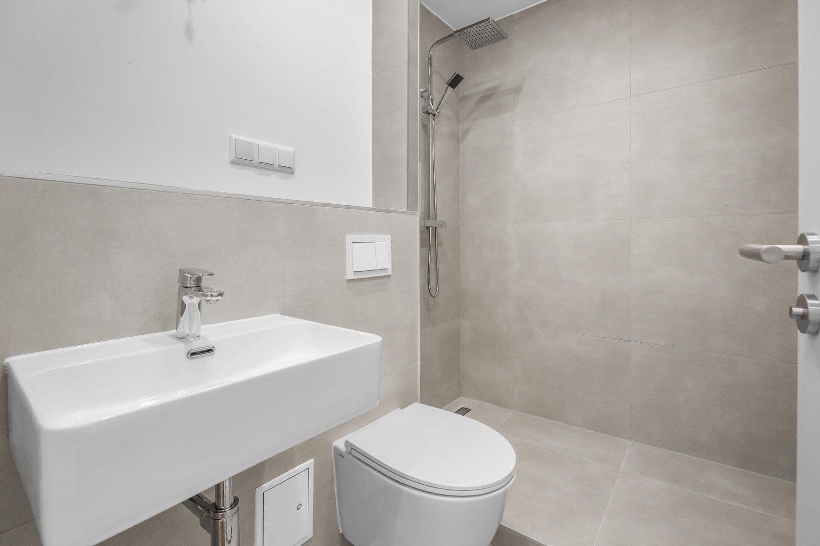 Pronájem bytu 3+1 71 m², Muschelweg 5, Hannover, Dolní Sasko Pronájem bytu 3+1 71 m², Muschelweg 5, Hannover, Dolní Sasko