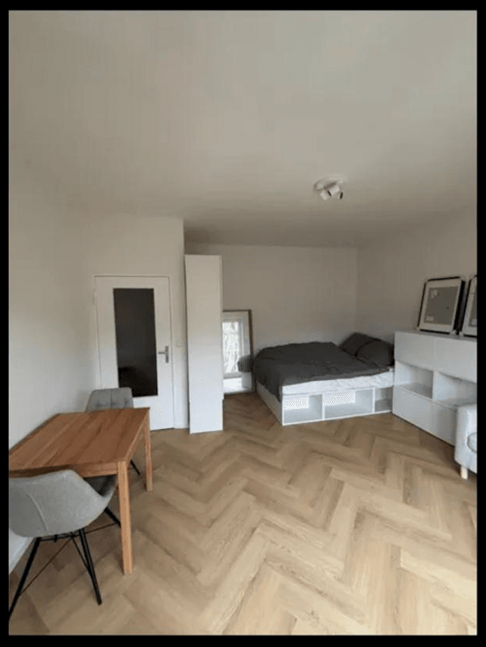 Pronájem bytu 1+1 30 m², Reichsstraße 46, Berlin, Berlín Pronájem bytu 1+1 30 m², Reichsstraße 46, Berlin, Berlín