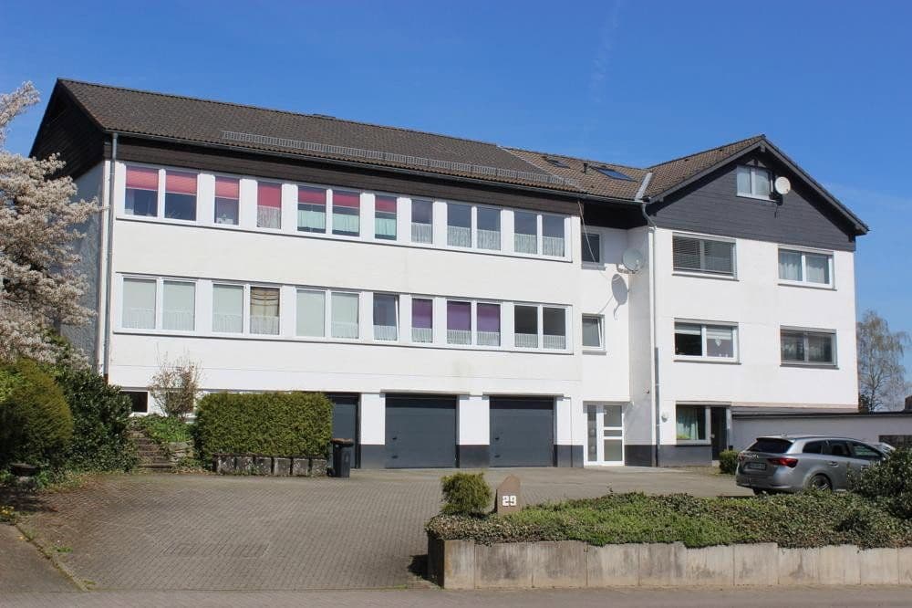 Pronájem bytu 4+1 107 m², Olper Straße 29, Eslohe, Severní Porýní-Vestfálsko Pronájem bytu 4+1 107 m², Olper Straße 29, Eslohe, Severní Porýní-Vestfálsko