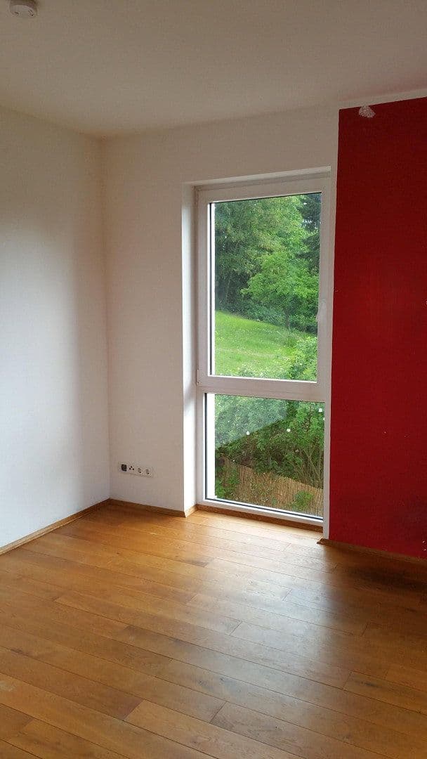 Pronájem domu 147 m², pozemek 997 m², Burscheid, Severní Porýní-Vestfálsko Pronájem domu 147 m², pozemek 997 m², Burscheid, Severní Porýní-Vestfálsko