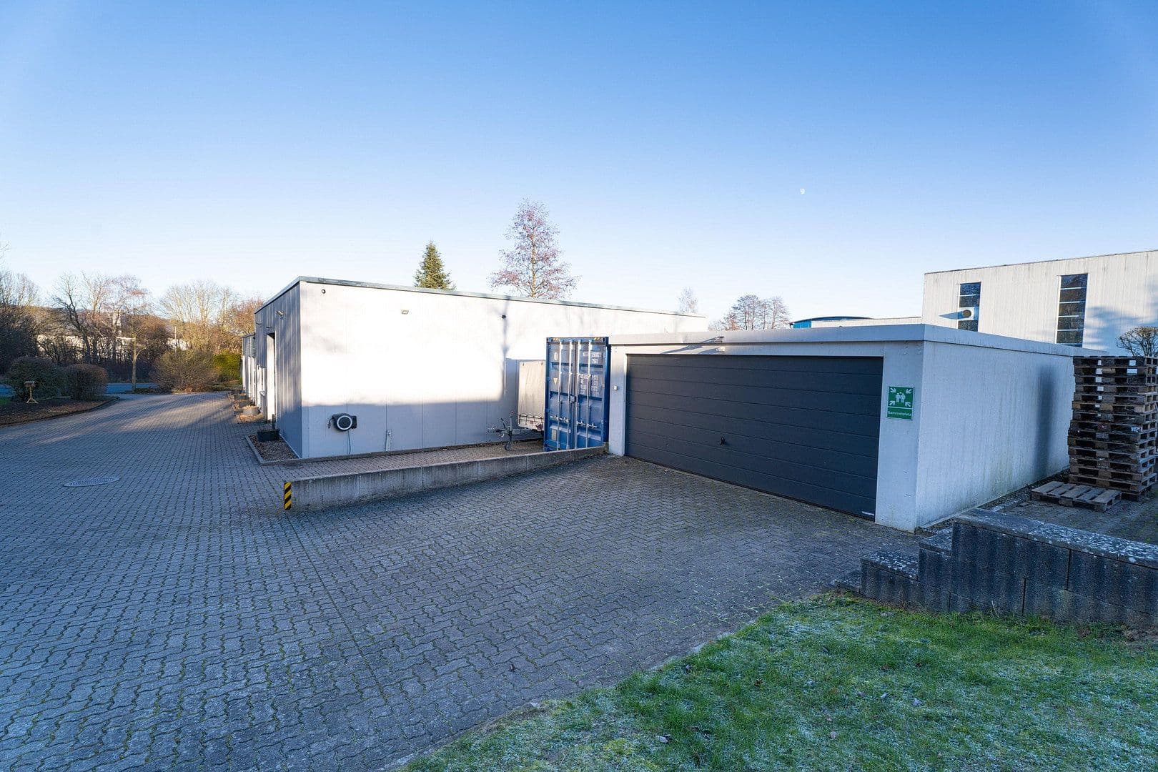 Pronájem nebytového prostoru 2.530 m², Rehwinkel 26, Porta Westfalica, Severní Porýní-Vestfálsko Pronájem nebytového prostoru 2.530 m², Rehwinkel 26, Porta Westfalica, Severní Porýní-Vestfálsko