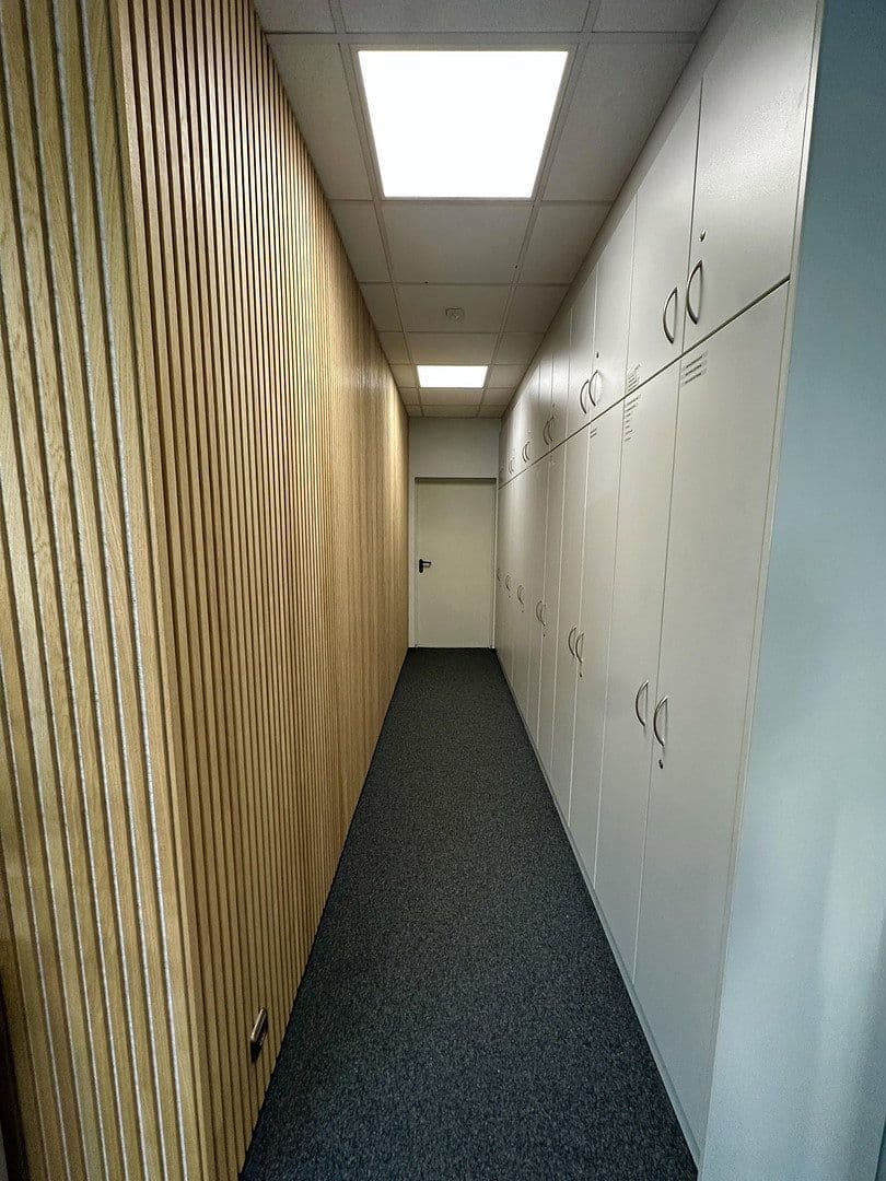 Pronájem nebytového prostoru 2.530 m², Rehwinkel 26, Porta Westfalica, Severní Porýní-Vestfálsko Pronájem nebytového prostoru 2.530 m², Rehwinkel 26, Porta Westfalica, Severní Porýní-Vestfálsko