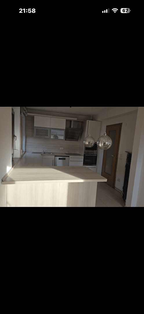 Pronájem domu 305 m², pozemek 820 m², Schwäbisch Gmünd, Bádensko-Württembersko Pronájem domu 305 m², pozemek 820 m², Schwäbisch Gmünd, Bádensko-Württembersko