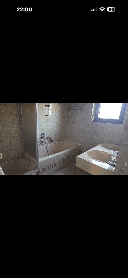 Pronájem domu 305 m², pozemek 820 m², Schwäbisch Gmünd, Bádensko-Württembersko Pronájem domu 305 m², pozemek 820 m², Schwäbisch Gmünd, Bádensko-Württembersko