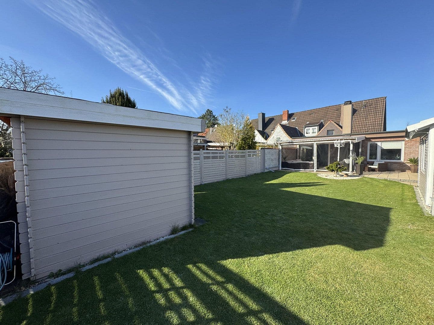 Prodej domu 124 m², pozemek 400 m², Dockstraße 25, Lübeck-Kücknitz, Šlesvicko-Holštýnsko Prodej domu 124 m², pozemek 400 m², Dockstraße 25, Lübeck-Kücknitz, Šlesvicko-Holštýnsko