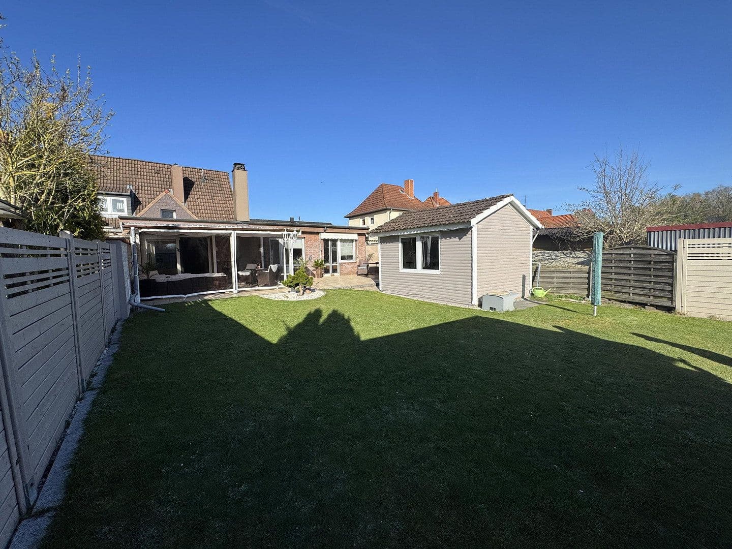 Prodej domu 124 m², pozemek 400 m², Dockstraße 25, Lübeck-Kücknitz, Šlesvicko-Holštýnsko Prodej domu 124 m², pozemek 400 m², Dockstraße 25, Lübeck-Kücknitz, Šlesvicko-Holštýnsko