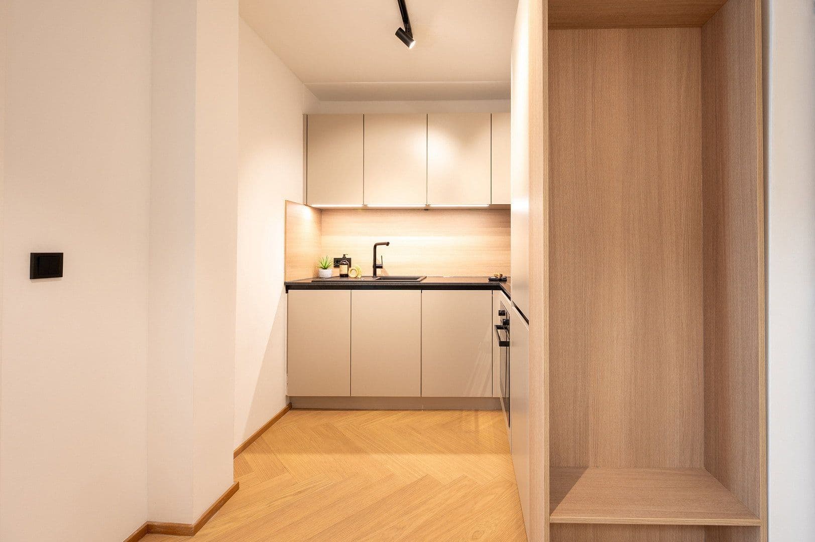 Prodej bytu 1+1 34 m², Innsbruck, Tyrolsko Prodej bytu 1+1 34 m², Innsbruck, Tyrolsko