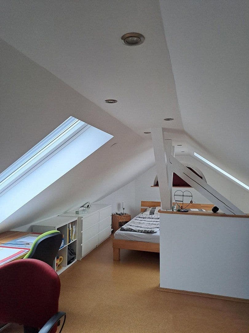Pronájem bytu 5+1 130 m², Neuenstadt am Kocher, Bádensko-Württembersko Pronájem bytu 5+1 130 m², Neuenstadt am Kocher, Bádensko-Württembersko