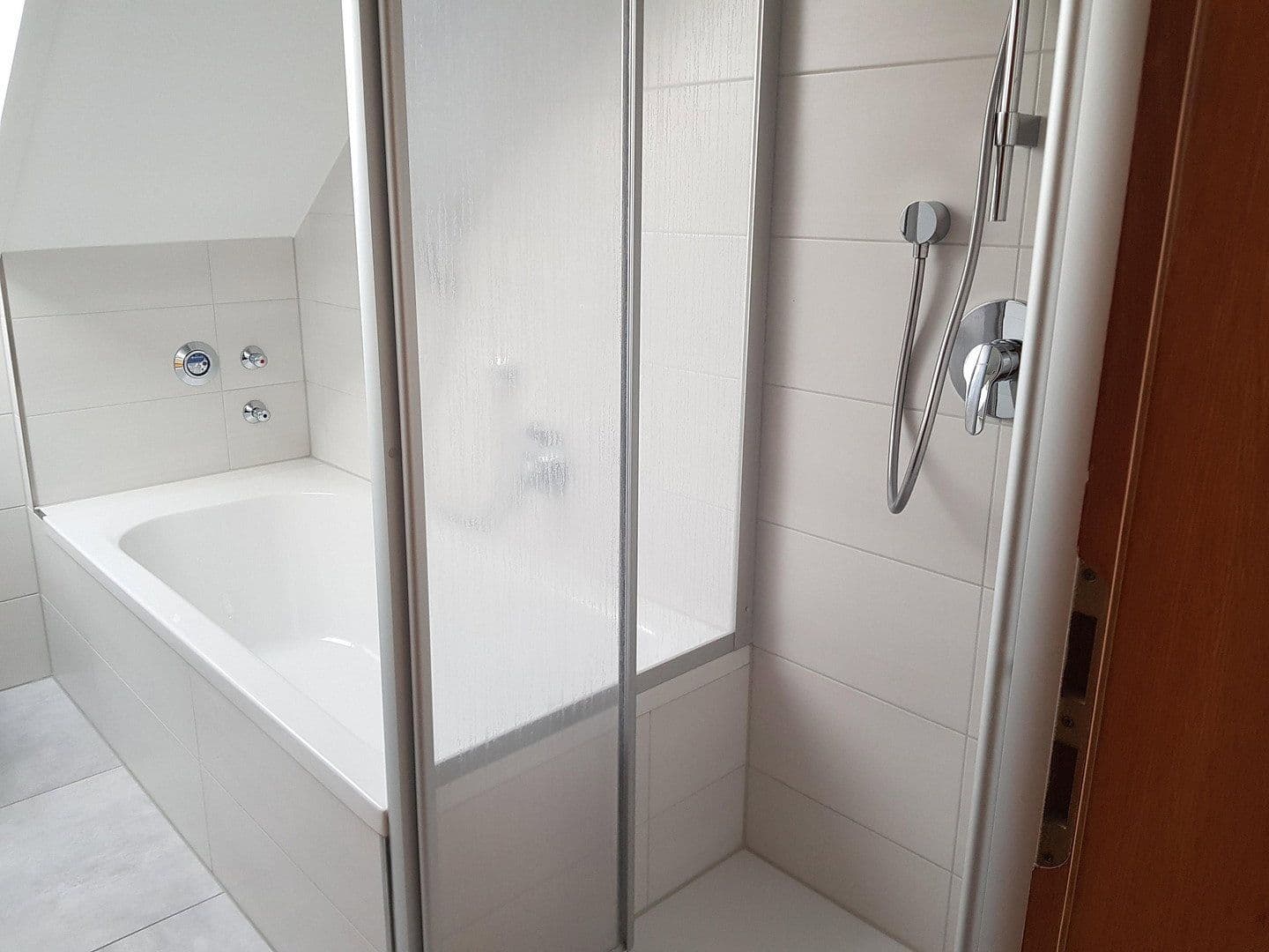 Pronájem bytu 4+1 98 m², Herzogenaurach, Bavorsko Pronájem bytu 4+1 98 m², Herzogenaurach, Bavorsko