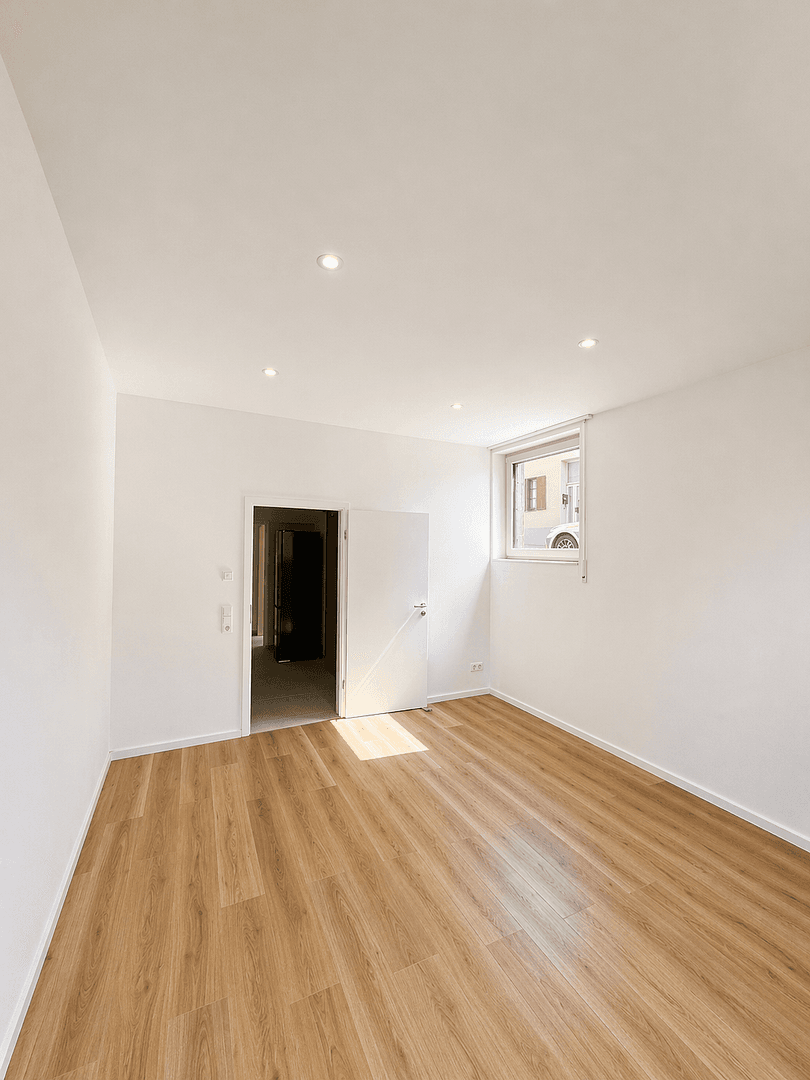 Pronájem bytu 2+1 48 m², Westliche Stadtmauerstraße 64, Erlangen, Bavorsko Pronájem bytu 2+1 48 m², Westliche Stadtmauerstraße 64, Erlangen, Bavorsko