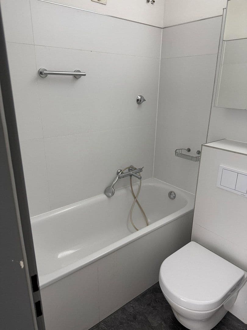 Pronájem bytu 1+kk 50 m², Kronenstraße 19a, Krefeld, Severní Porýní-Vestfálsko Pronájem bytu 1+kk 50 m², Kronenstraße 19a, Krefeld, Severní Porýní-Vestfálsko