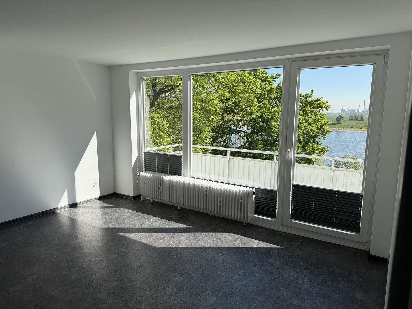 Pronájem bytu 1+kk 50 m², Kronenstraße 19a, Krefeld, Severní Porýní-Vestfálsko Pronájem bytu 1+kk 50 m², Kronenstraße 19a, Krefeld, Severní Porýní-Vestfálsko