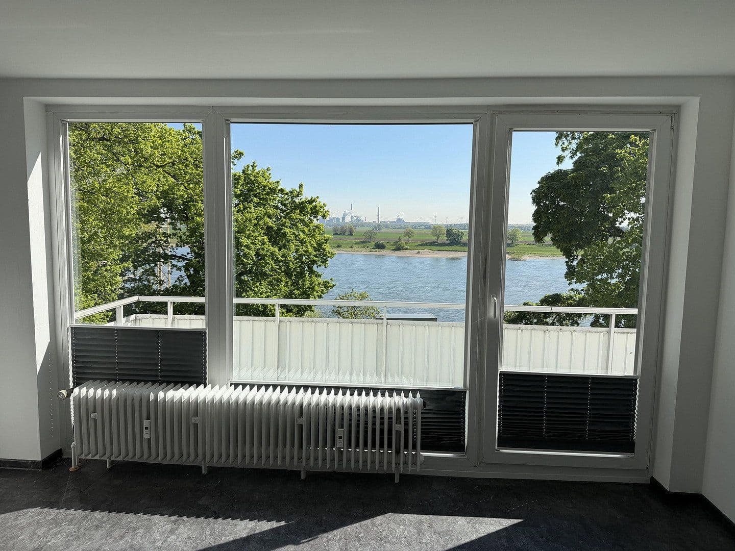 Pronájem bytu 1+kk 50 m², Kronenstraße 19a, Krefeld, Severní Porýní-Vestfálsko Pronájem bytu 1+kk 50 m², Kronenstraße 19a, Krefeld, Severní Porýní-Vestfálsko