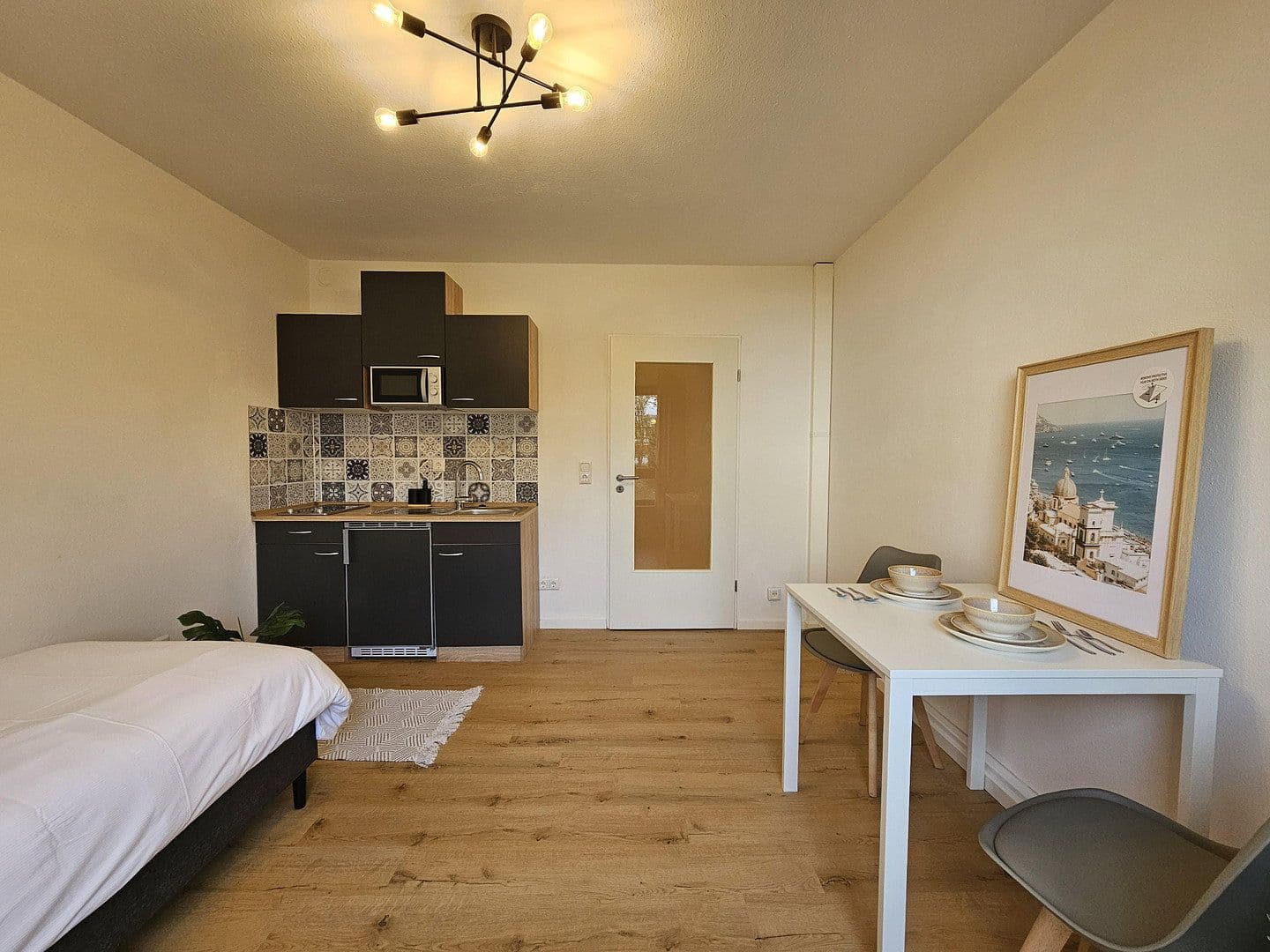 Pronájem bytu 1+1 18 m², Englmeierstrasse 4a, Passau, Bavorsko Pronájem bytu 1+1 18 m², Englmeierstrasse 4a, Passau, Bavorsko