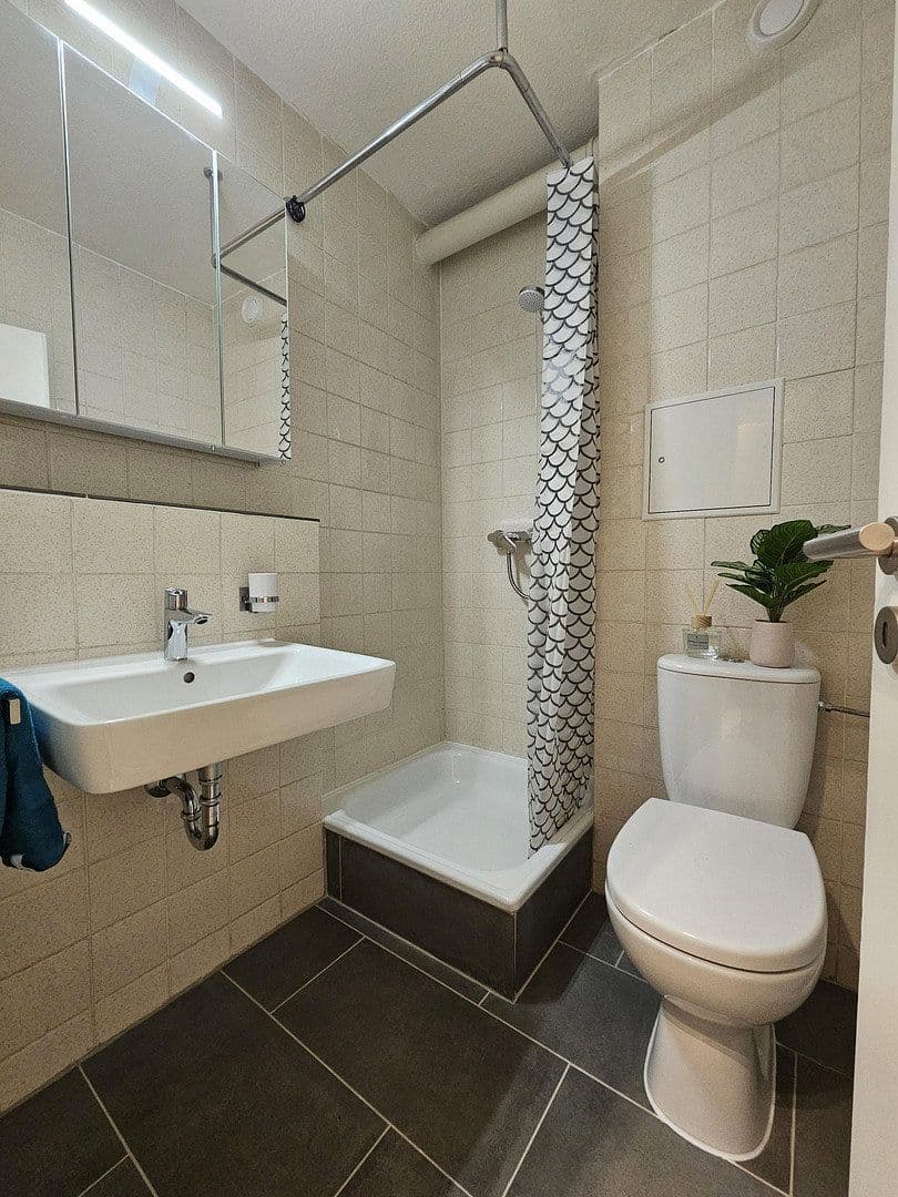 Pronájem bytu 1+1 18 m², Englmeierstrasse 4a, Passau, Bavorsko Pronájem bytu 1+1 18 m², Englmeierstrasse 4a, Passau, Bavorsko