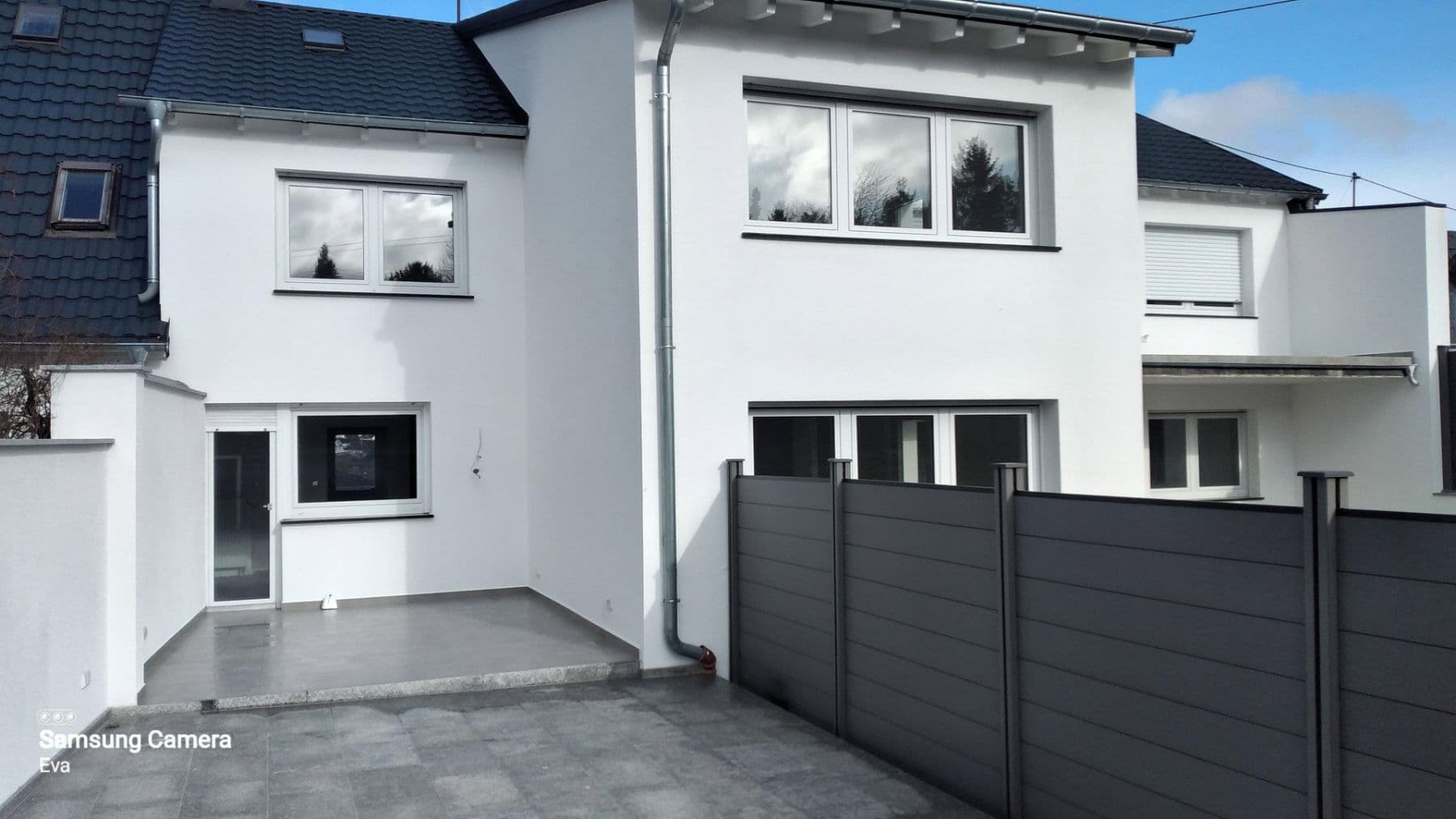 Prodej bytu 2+1 52 m², St.Goarer Str.10, Pfalzfeld, Porýní-Falc Prodej bytu 2+1 52 m², St.Goarer Str.10, Pfalzfeld, Porýní-Falc