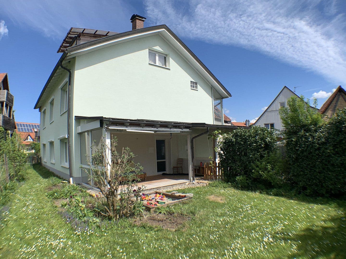 Prodej domu 375 m², pozemek 710 m², Freiburg im Breisgau, Bádensko-Württembersko Prodej domu 375 m², pozemek 710 m², Freiburg im Breisgau, Bádensko-Württembersko