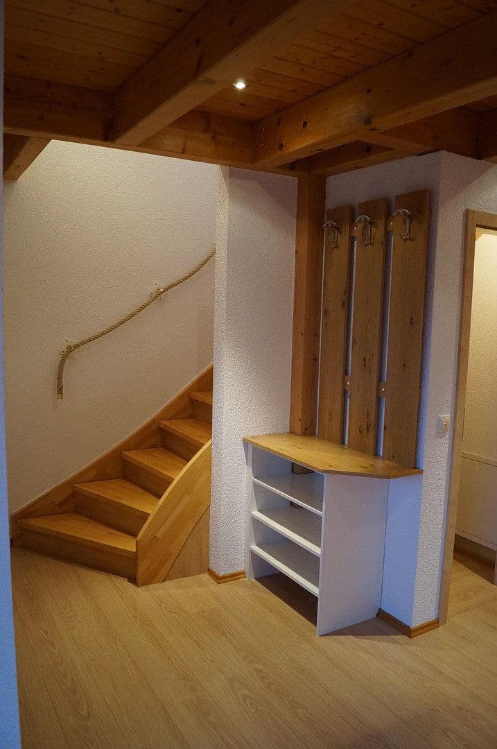 Prodej domu 375 m², pozemek 710 m², Freiburg im Breisgau, Bádensko-Württembersko Prodej domu 375 m², pozemek 710 m², Freiburg im Breisgau, Bádensko-Württembersko