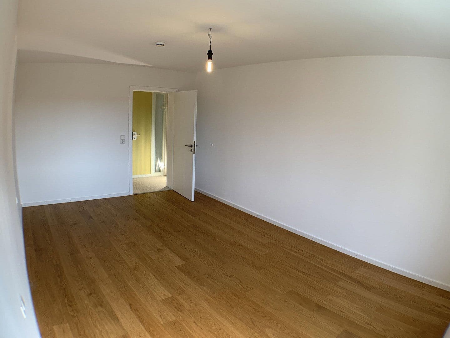 Prodej domu 375 m², pozemek 710 m², Freiburg im Breisgau, Bádensko-Württembersko Prodej domu 375 m², pozemek 710 m², Freiburg im Breisgau, Bádensko-Württembersko