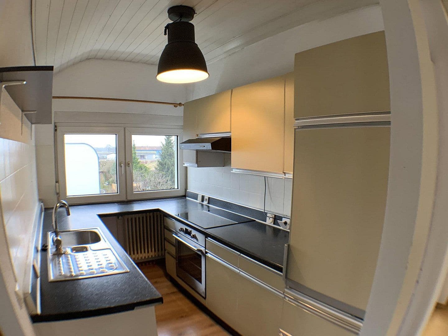 Prodej domu 375 m², pozemek 710 m², Freiburg im Breisgau, Bádensko-Württembersko Prodej domu 375 m², pozemek 710 m², Freiburg im Breisgau, Bádensko-Württembersko