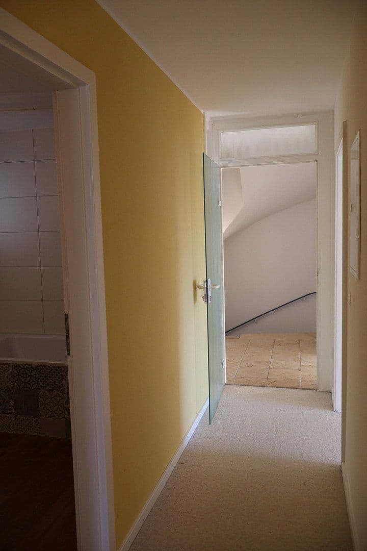 Prodej domu 375 m², pozemek 710 m², Freiburg im Breisgau, Bádensko-Württembersko Prodej domu 375 m², pozemek 710 m², Freiburg im Breisgau, Bádensko-Württembersko