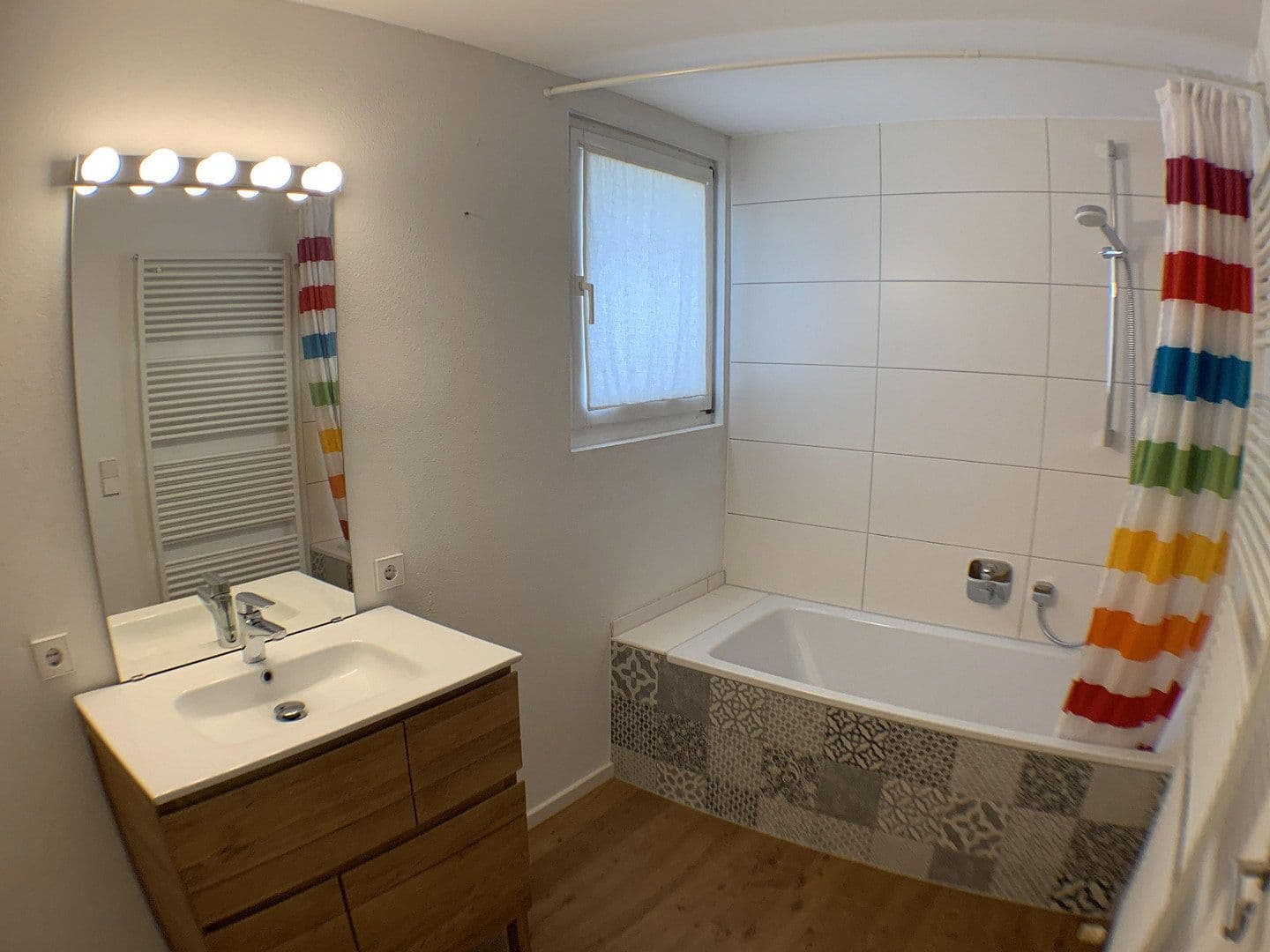 Prodej domu 375 m², pozemek 710 m², Freiburg im Breisgau, Bádensko-Württembersko Prodej domu 375 m², pozemek 710 m², Freiburg im Breisgau, Bádensko-Württembersko